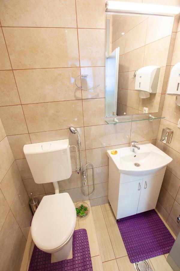 Hostel Amd Belgrade Exterior photo