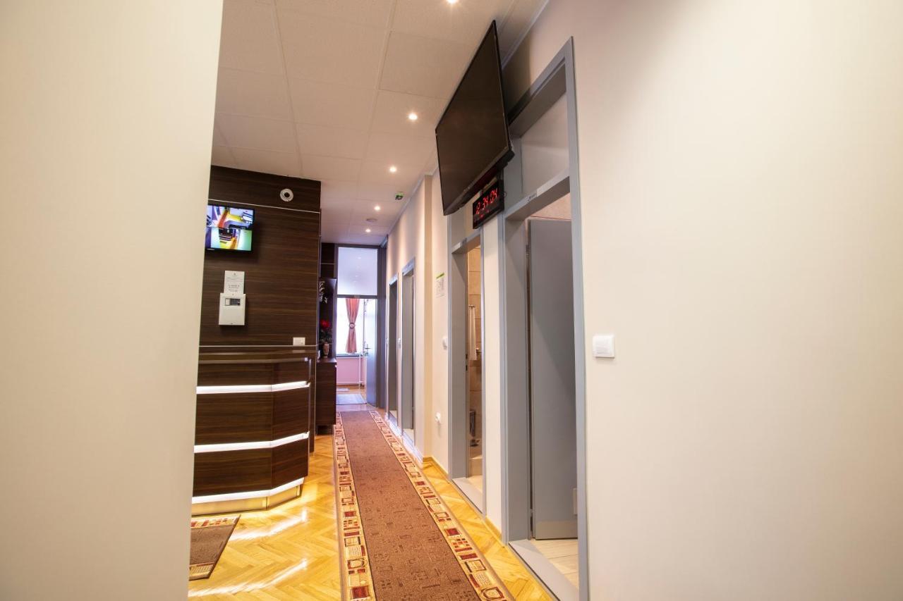 Hostel Amd Belgrade Exterior photo